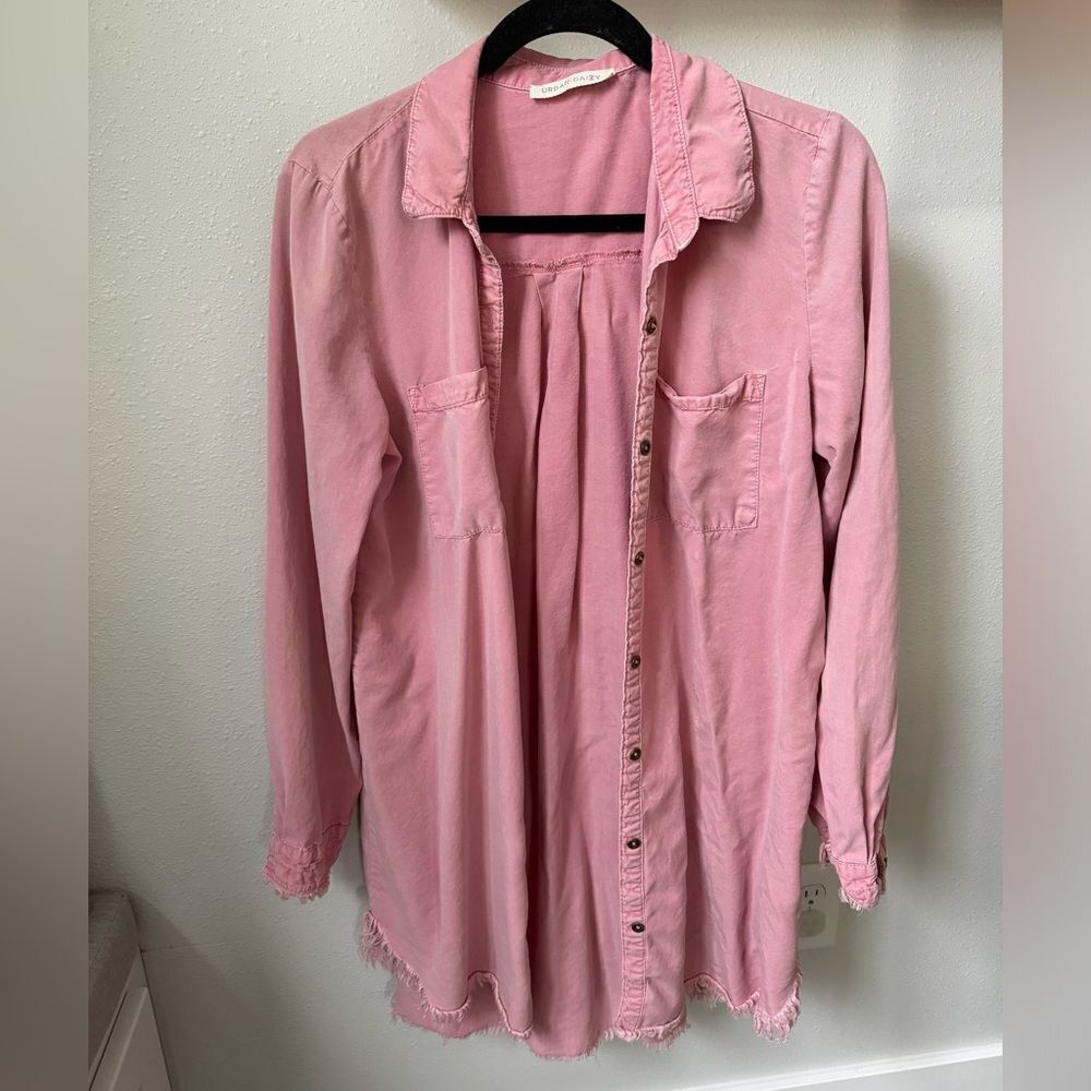 WOMENS UBRAN DAIZY SHIRT SIZE SMALL